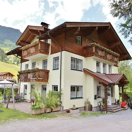 Apartment In Near Slopes, Cleaning Included