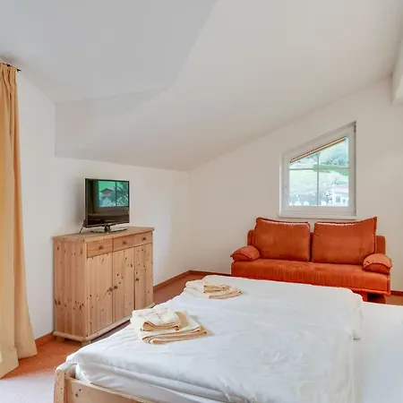 In Near Slopes, Cleaning Included