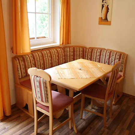 Spacious In Grobarl With Sauna, Cleaning Included *