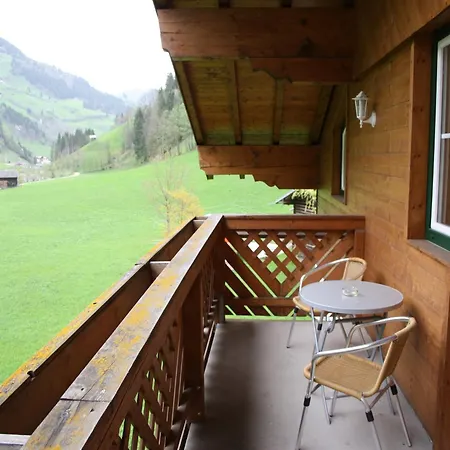 Apartment Spacious In Grobarl With Sauna, Cleaning Included